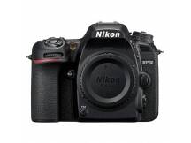 Camara Nikon D7500 solo cuerpo